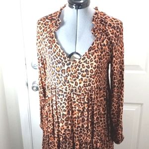 NWT  Wonderly Tan Cheetah Dress V neck, Sz XS, farmhouse style.